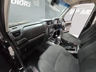 2022 MAHINDRA PIK UP 2.2 mHAWK S11 DUSK 4X4 A/T P/U D/C