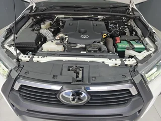 2023 TOYOTA HILUX 2.8 GD-6 RB LEGEND RS 4X4 P/U D/C