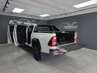 2025 TOYOTA HILUX 2.8 GD-6 RB LEGEND RS 4X4 A/T P/U D/C (MHEV)