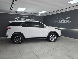 2024 TOYOTA FORTUNER 2.4GD-6 R/B A/T