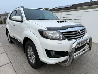 2014 Toyota Fortuner SUV 3.0D4D auto