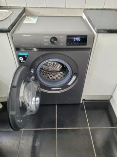 9kg Hisense steam inverter Washing Machine