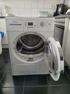 8kg Smeg condenser Tumble dryer