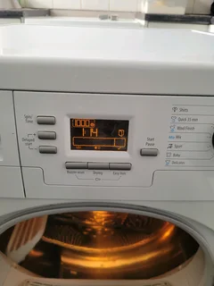 8kg Smeg condenser Tumble dryer
