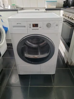 8kg Smeg condenser Tumble dryer