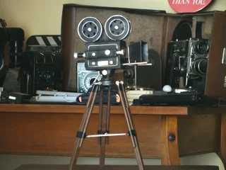 Model Mancove Camera and Tripod