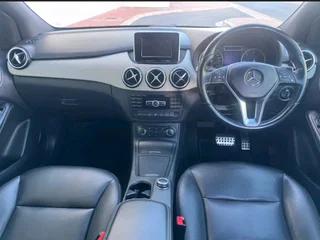 MERCEDES B200 CDI BLUE EFFICIENCY AUTO 2012