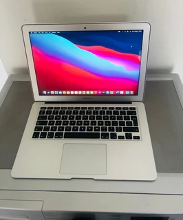 Apple Macbook Air 13"  8GB RAM 256GB, 7 Months Old