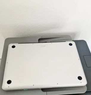 Apple Macbook Pro 13inch 8GB RAM 500GB, Silver