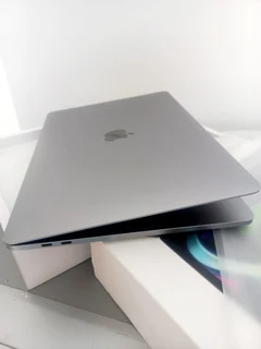 Apple Macbook Pro 13inch M2 Chip 10-Core GPU, 6 Months Old