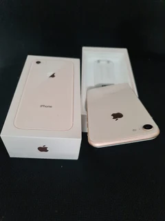 Apple iPhone 8 64GB - Rose Gold