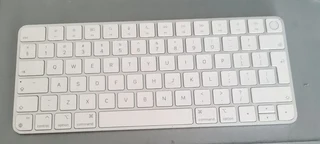 Apple Magic keyboard with touch ID,