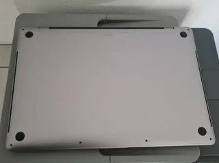 Apple Macbook Pro 16inch Touchbar 8-Core i9 1TB SSD, 7 months old