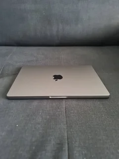 Apple Macbook Pro 14inch M1 Pro 16GB RAM 1TB SSD 16GB RAM, 6 Months Old