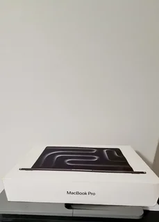 Apple Macbook Pro 14″ M5 10‑core CPU 16GB 1TB SSD and 10‑core GPU Space Black