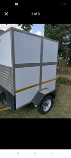 2010 - Ad posted by lucia matie