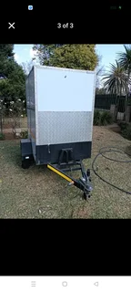 2010 - Ad posted by lucia matie