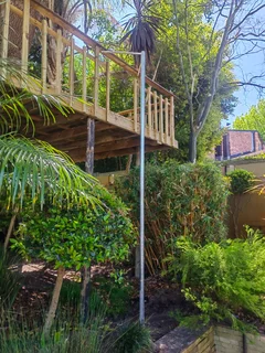 Treehouse, treehouse builders, treehouse guy, custom built treehouse