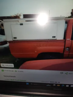 Aluminum and Steel Canopy  Lockable With Roof Rack