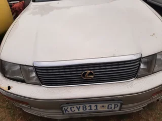 Lexus LS 400 Automatic Stripping For Spares