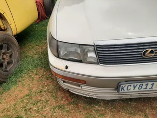 Lexus LS 400 Automatic Stripping For Spares