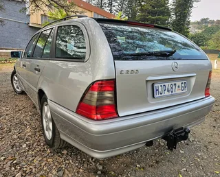 Family Holiday Special 2000 Mercedes-Benz 200 Series Stationwagon