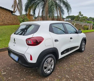 2022 Renault Kwid  1.0L Hatchback Hatch back 5 Door