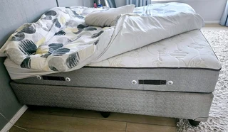 2nd hand King Size Sealy Posturepedic Havana Firm bed and base set