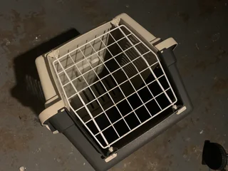 pet carrier