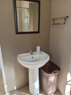 Furnished 1Bed Paulshof