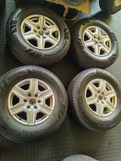 Brand new VW Amarok/Ford Ranger 17inch Rims with New Continental 255/70R17 - PCD 6/139
