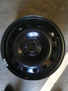 Brand new Set of OEM VW 16inch steel Rims with Hub Caps - R1200 per Set of 4 rims and 4 hubs