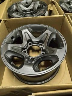 5 x Toyota Landcruiser OEM 16inch Factory rims - 5/150