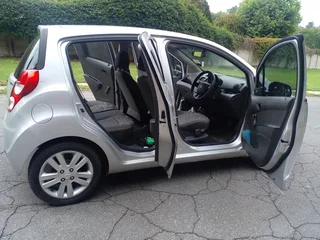 2017 Chevrolet Spark Hatchback R66 000 Negotiable