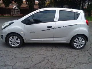 2017 Chevrolet Spark Hatchback R66000 Negotiable