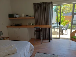 Spacious room with deck