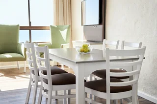 Breakers Hotel - 2 bedroom Sea View Apartment - 6 sleeper