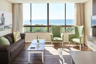 Breakers Hotel - 2 bedroom Sea View Apartment - 6 sleeper