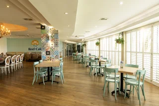 Breakers Hotel - 2 bedroom Sea View Apartment - 6 sleeper