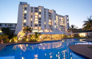 Breakers Hotel - 2 bedroom Sea View Apartment - 6 sleeper