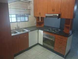 Affordable Charming 2-Bedroom Home in Mayfair West