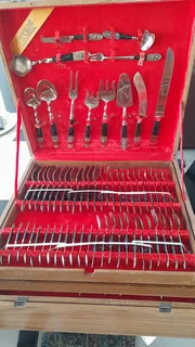 A cutlery set