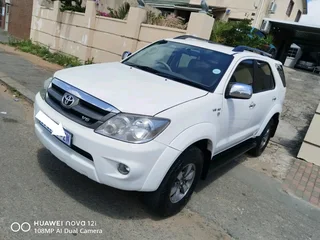 Toyota fortuner 4.0L v6 2007