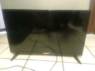 Telefunken 32 inches LED TV with remote control