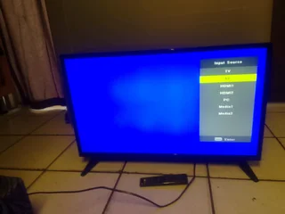 Telefunken 32 inches LED TV with remote control