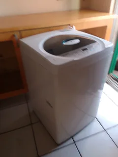 LG 8.2kg washing machine