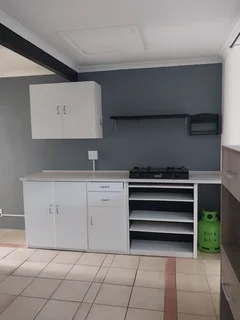 Table view Studio Flat