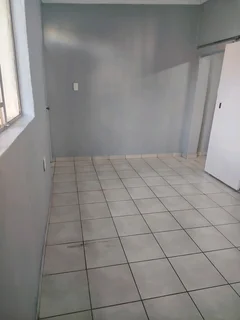 Garden cottage to let in Blairgowrie