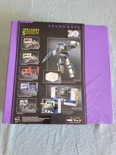 Transformers Masterpiece MP-02 Soundwave Toys R Us Exclusive with 5 Cassettes