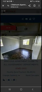 R2100 ROOM IN A 3 BEDROOM FLAT. FEMALES. BEHIND UMGENI WATERS.